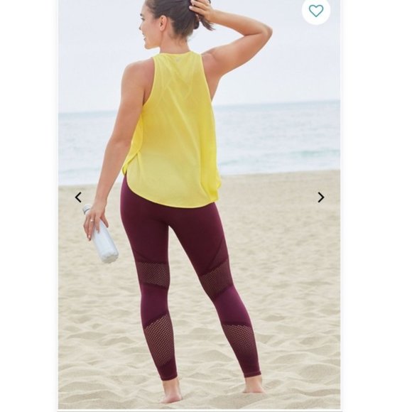 Fabletics Mosaic High Waisted 7/8 Leggings Burgundy Small NWT - Picture 5 of 14